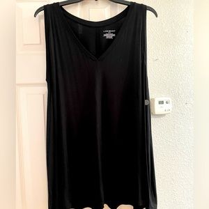 Fabulous v neck flowing top…